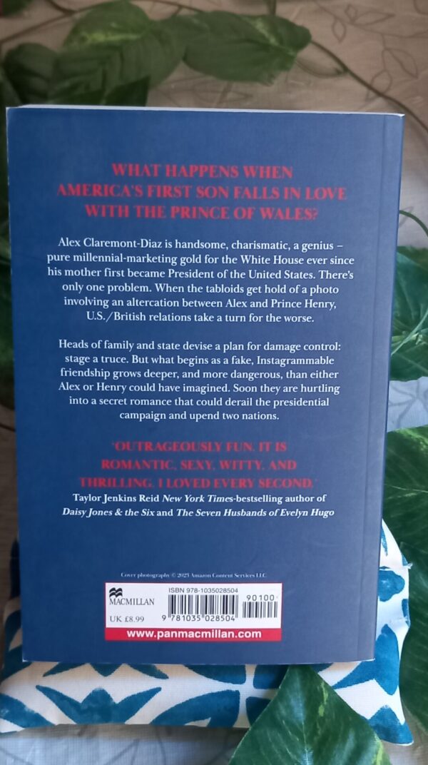 Red, White & Royal Blue – Casey McQuiston secondhand book