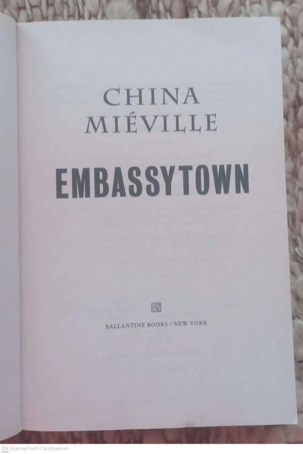 Embassytown — China Miéville secondhand book