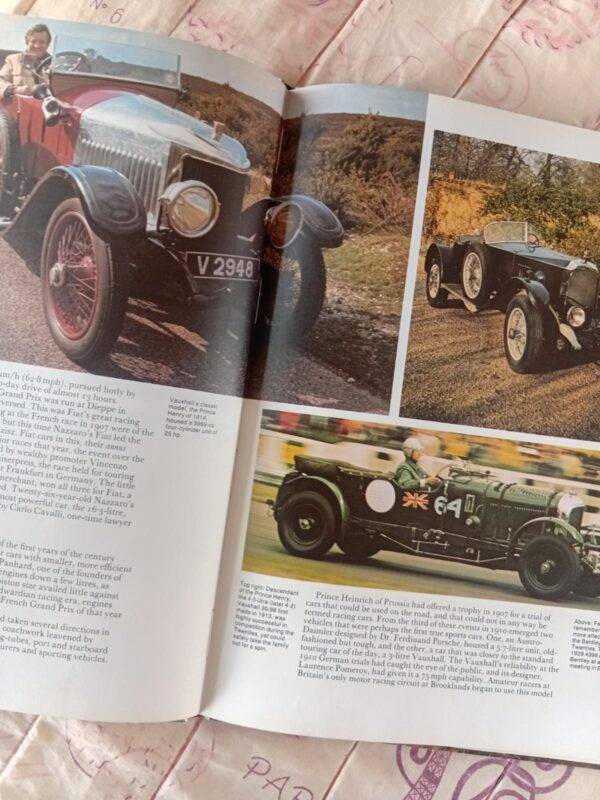 Everyone’s Book Of Classic Cars –  Peter Roberts secondhand book