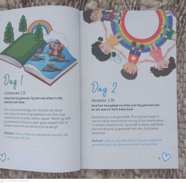Hallo, Jesus! 366 Dagstukkies Vir Kinders — Marinda Engelbrecht secondhand book