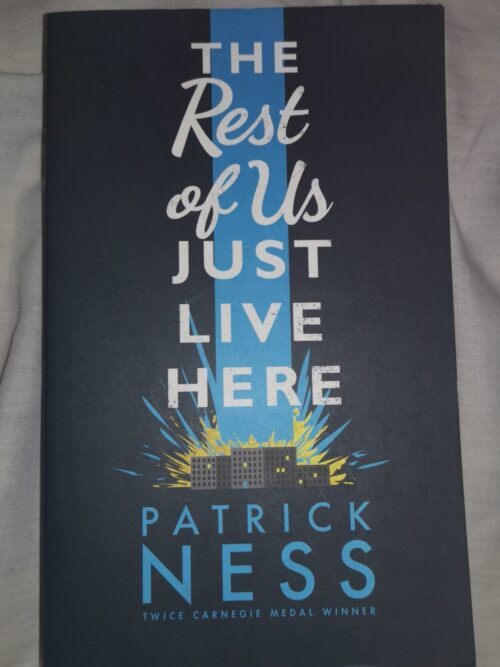 flashsgl The Rest Of Us Just Live Here – Patrick Ness secondhand book