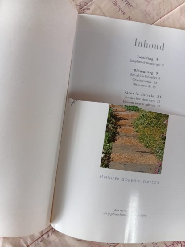 Jaarplante & Meerjariges – Jennifer Godbold-Simpson secondhand book