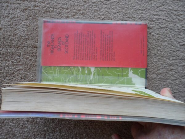 The Clans And Tartans Of Scotland – Robert Bain secondhand book
