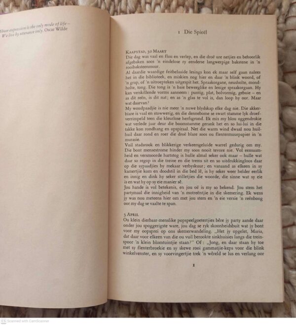 Sy Kom Met Die Sekelmaan — Hettie Smit secondhand book