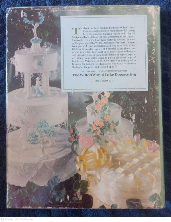 The Wilton Way Of Cake Decorating (Volume 2) — Eugene T. And Marilynn C. Sullivan secondhand book