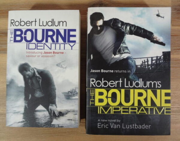 Jason Bourne Bundle (2 Books) – Robert Ludlum, Eric Van Lustbader secondhand book
