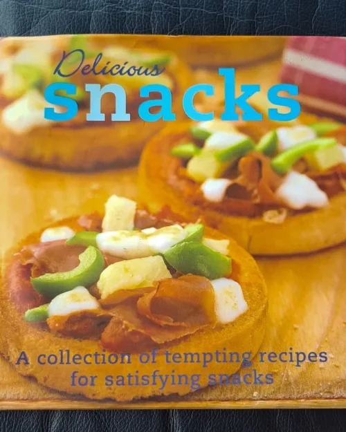cropped-Hardcover-cookbook-Snacks-Delicious-published-by-Parragon-Book-Service-Ltd.webp Delicious Snacks – Parragon secondhand book