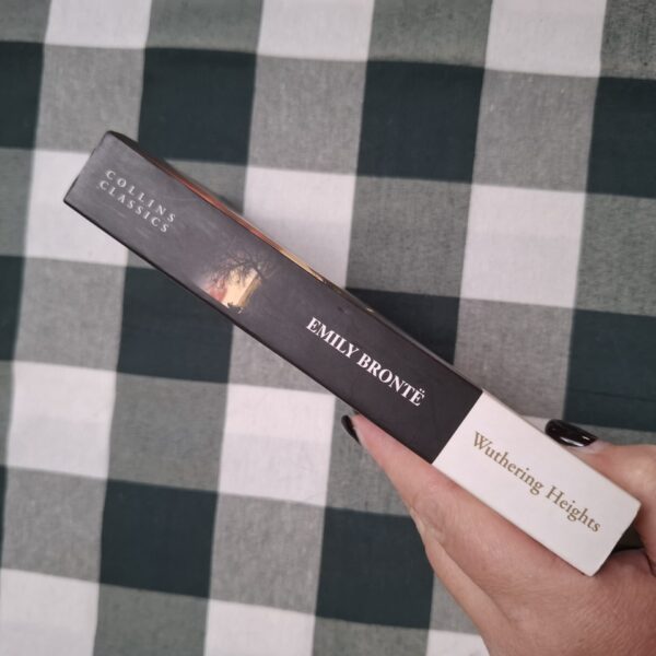 Wuthering Heights – Emily Bronte secondhand book
