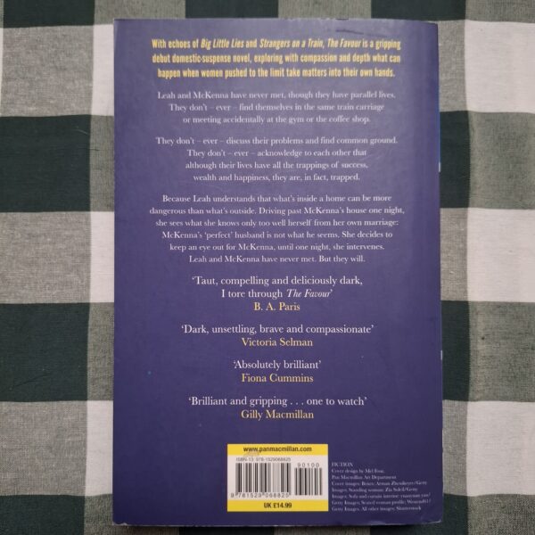 The Favour – Nora Murphy secondhand book