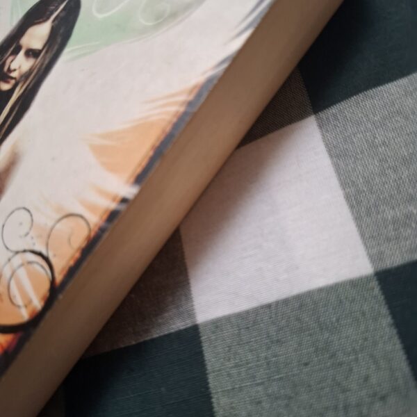 1000456116 Angel – L. A. Weatherly secondhand book