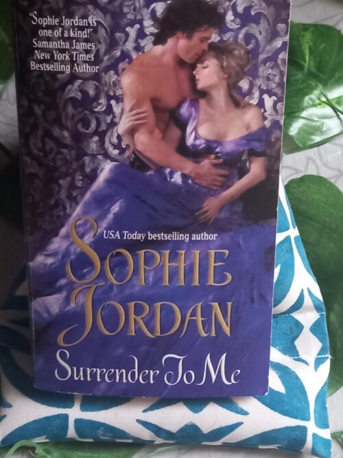 Surrender to Me – Sophie Jordan secondhand book