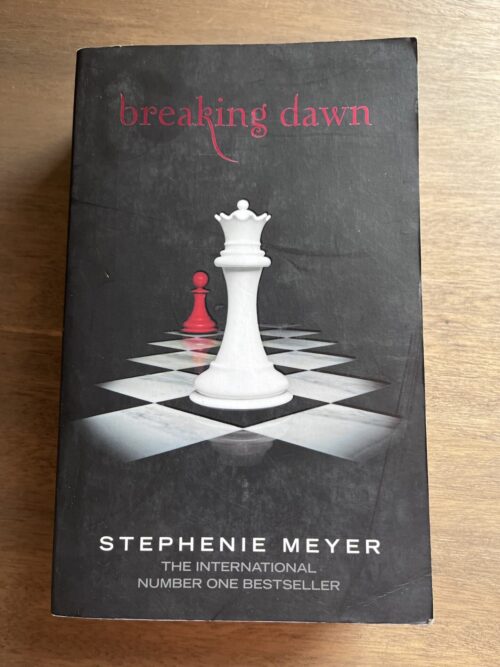 Breaking Dawn – Stephenie Meyer secondhand book