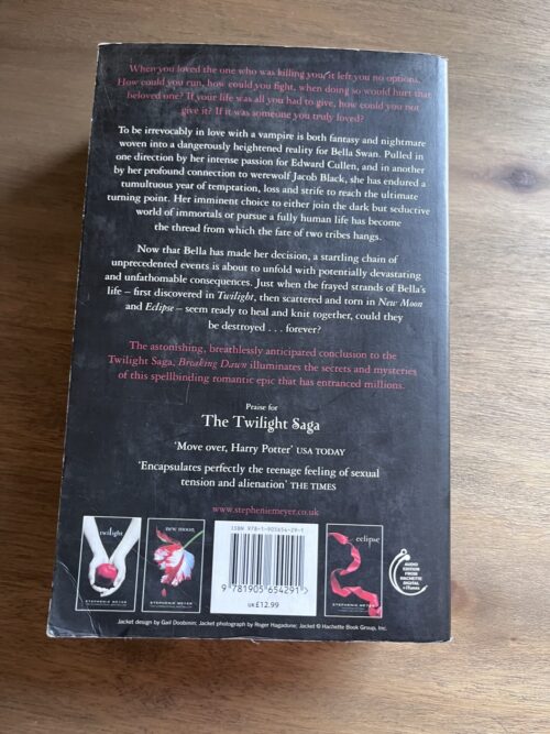 Breaking Dawn – Stephenie Meyer secondhand book