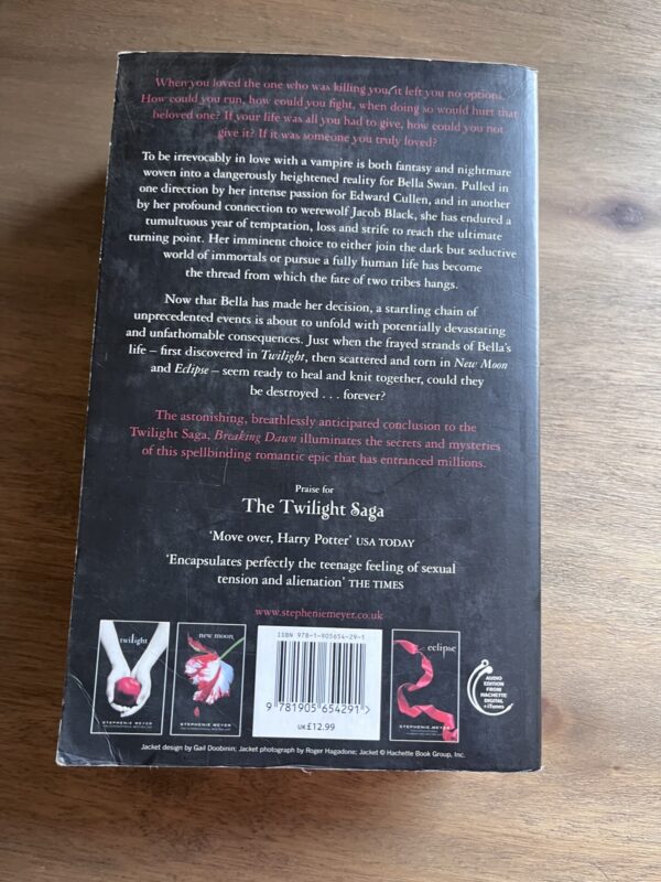 Breaking Dawn – Stephenie Meyer secondhand book