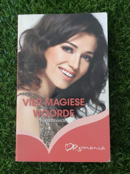 Vier Magiese Woorde – Ria Richards secondhand book
