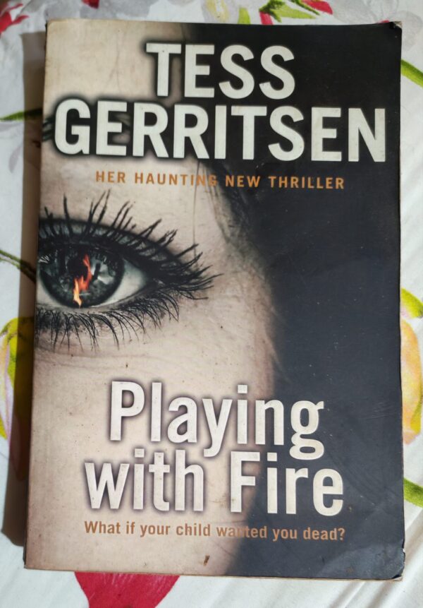 IMG_20261027_163733_edit_212206352762381 Playing With Fire – Tess Gerritsen secondhand book