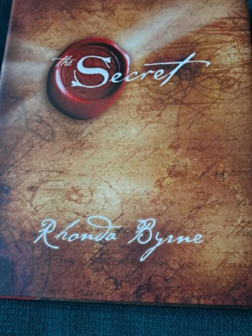 cropped-20260917_164439-1.jpg The Secret – Rhonda Byrne secondhand book