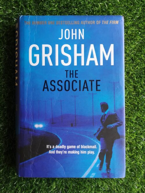 grisham (3) The Associate – John Grisham secondhand book