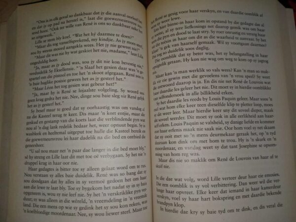 Omnibus 11 – Ena Murray secondhand book
